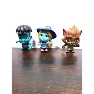 Super Monsters‎ Netflix Figures Lot Frankie Dracula Lobo Toy